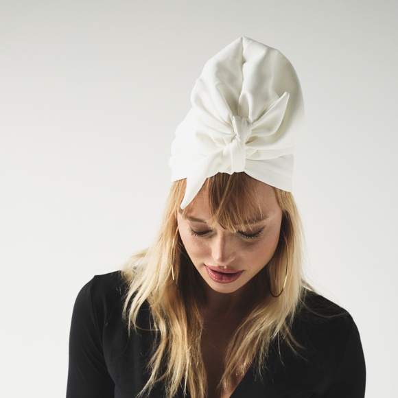 SURTURBAN TOP KNOT PRE-TIED TURBAN - WHITE - Picture 7 of 8